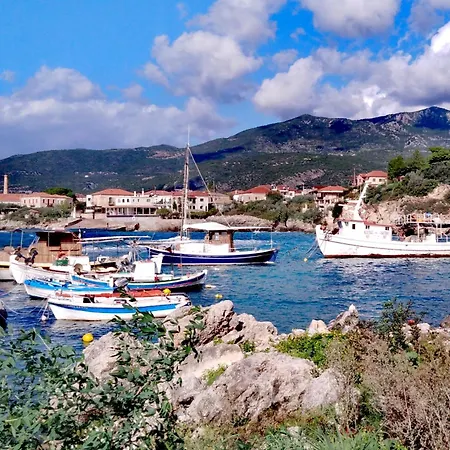 (301) Sea And Sun * Kardhamili